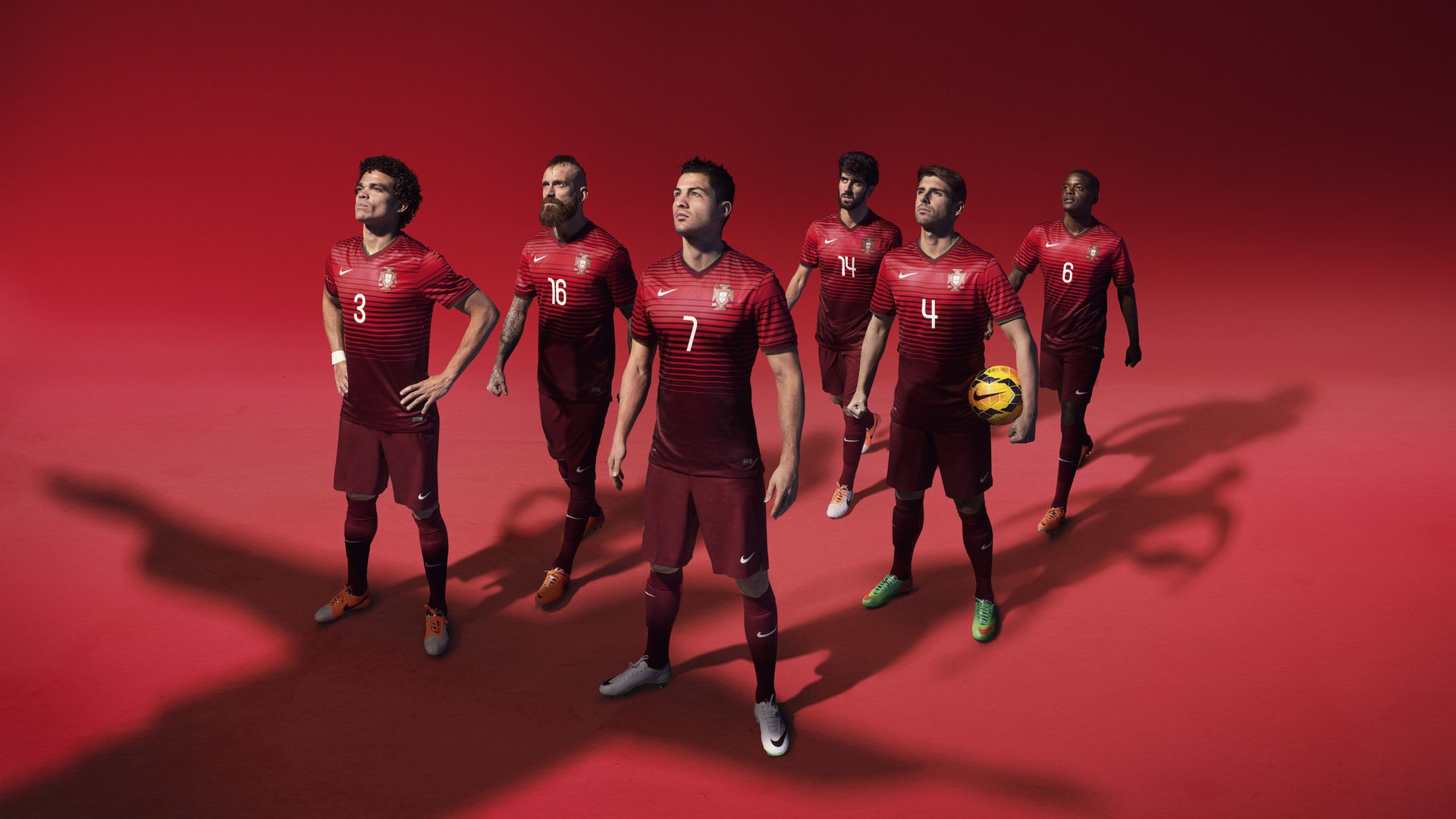 世界高尔夫巡回赛多位名将争夺冠军，高尔夫巡回锦标赛赛制